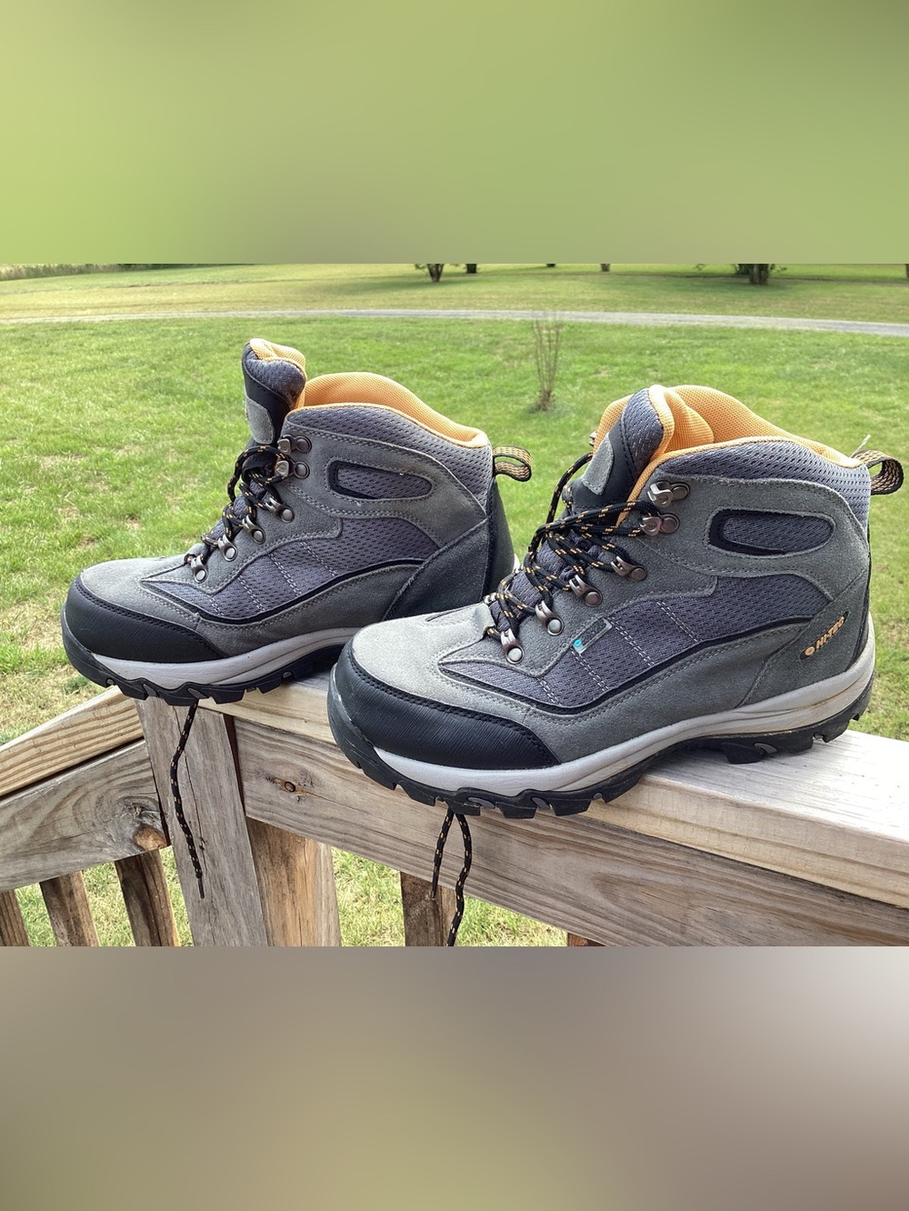 Hi-Tec Gray and black women’s Hiking Boots